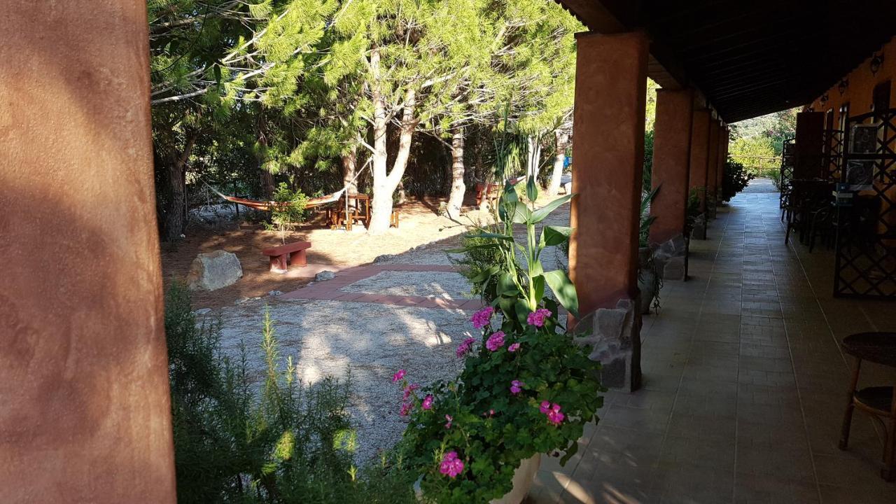 Agriturismo La Barca In Secca Ольмедо Екстер'єр фото