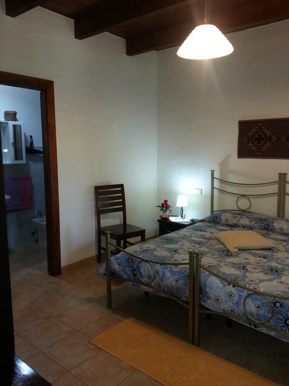 Agriturismo La Barca In Secca Ольмедо Екстер'єр фото