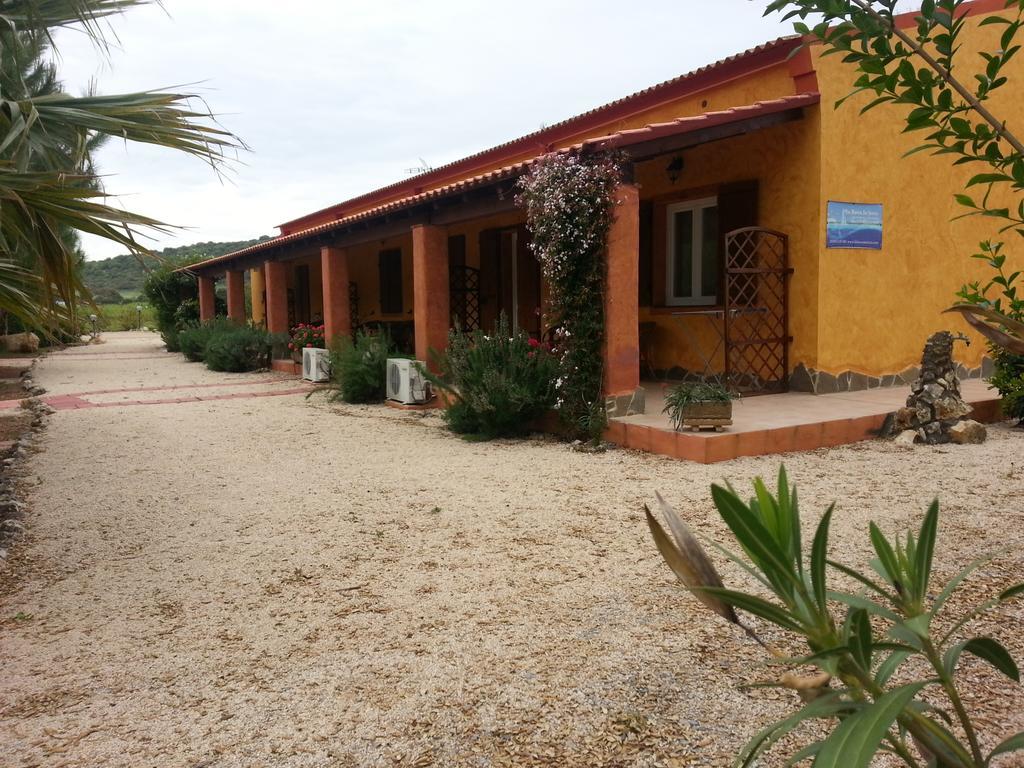 Agriturismo La Barca In Secca Ольмедо Екстер'єр фото