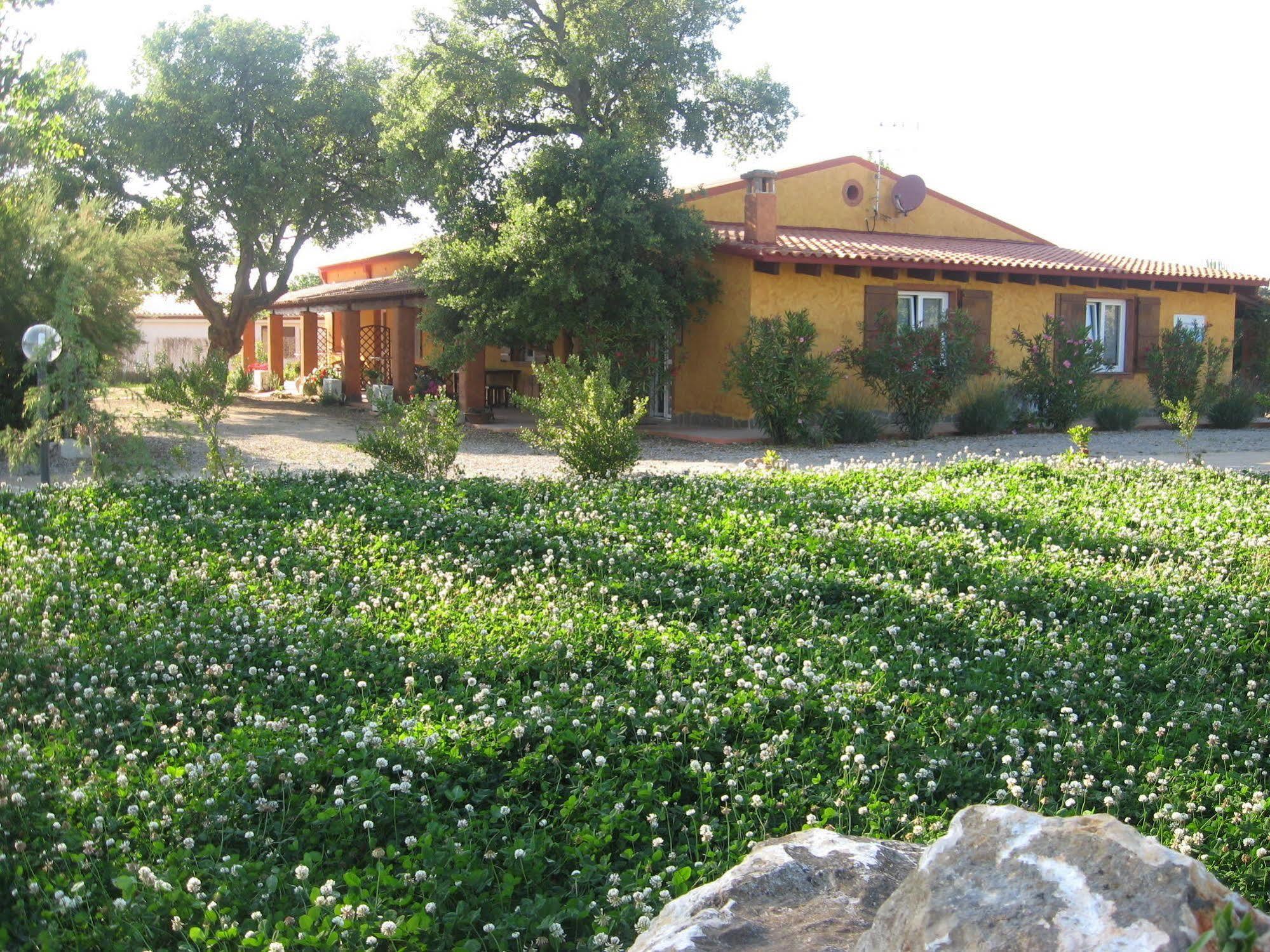 Agriturismo La Barca In Secca Ольмедо Екстер'єр фото