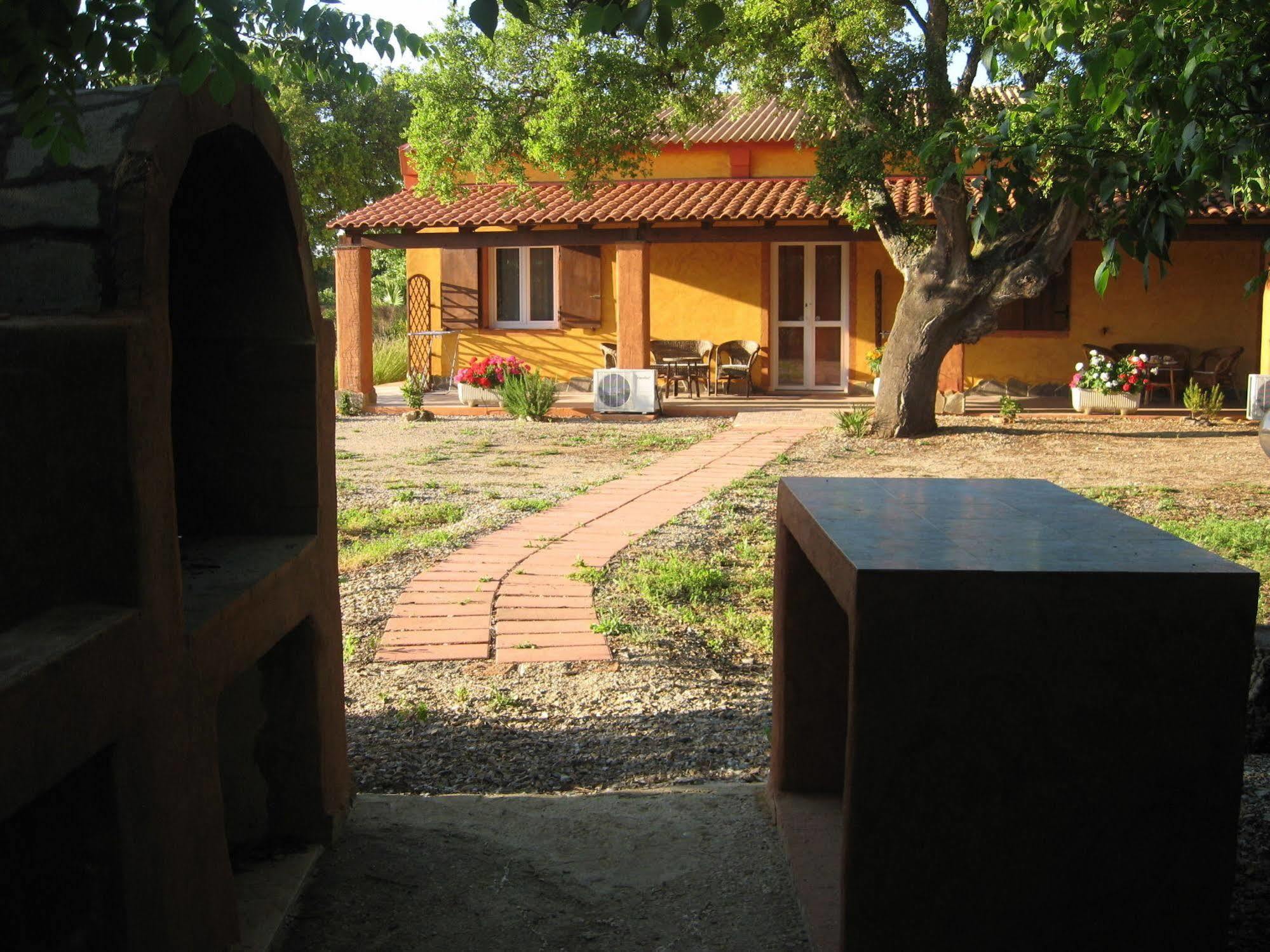 Agriturismo La Barca In Secca Ольмедо Екстер'єр фото